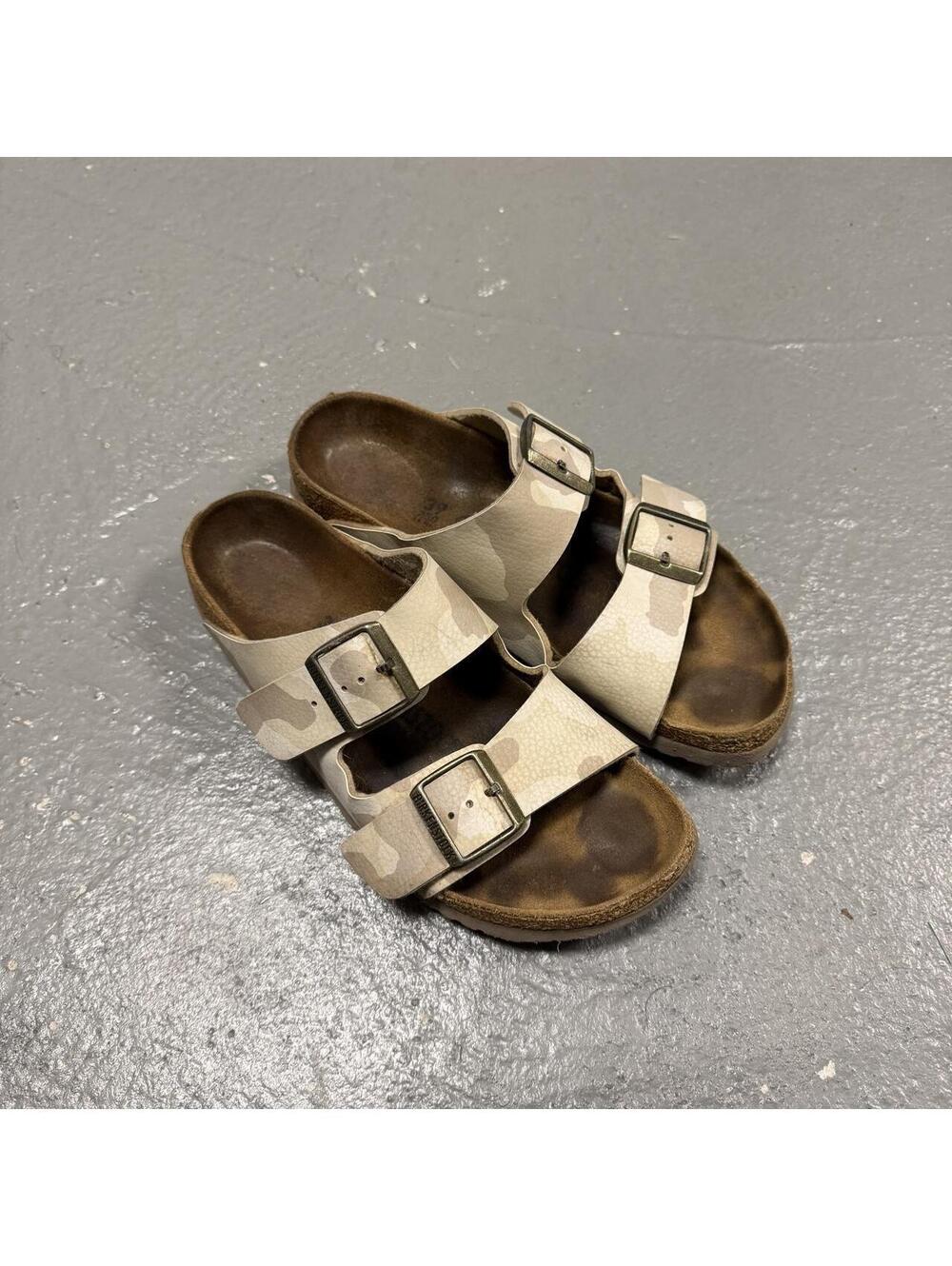 Birkenstock Beige Camo Buckle Straps Arizona Sandals